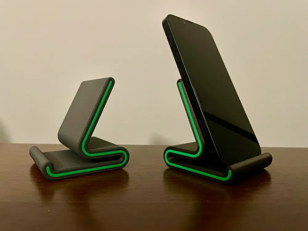 Renkli Şeritli Telefon Standı